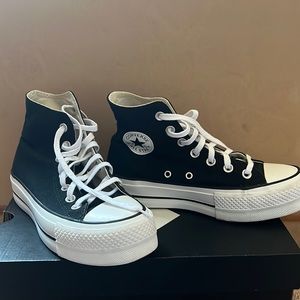 Platform Converse
